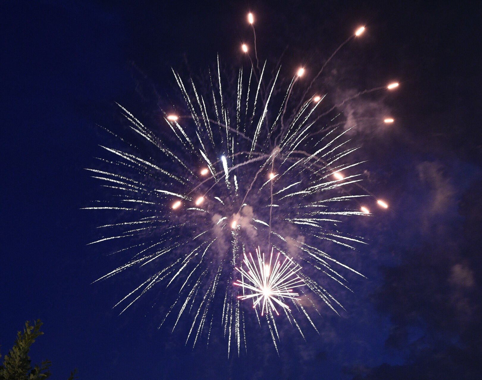 07022023 RkeFireworks p09